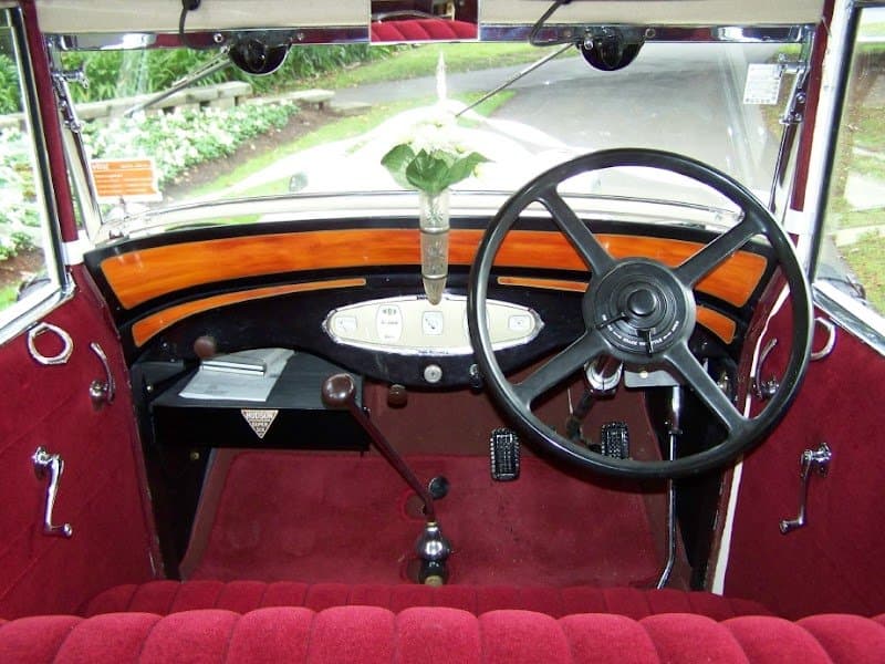 1928 Hudson (Vintage Car) Hire photo 5