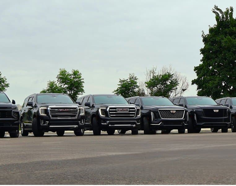 Black chauffeurs photo 2