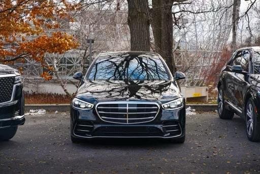 Chauffeur privé à Montréal - Luxuride Québec photo 2