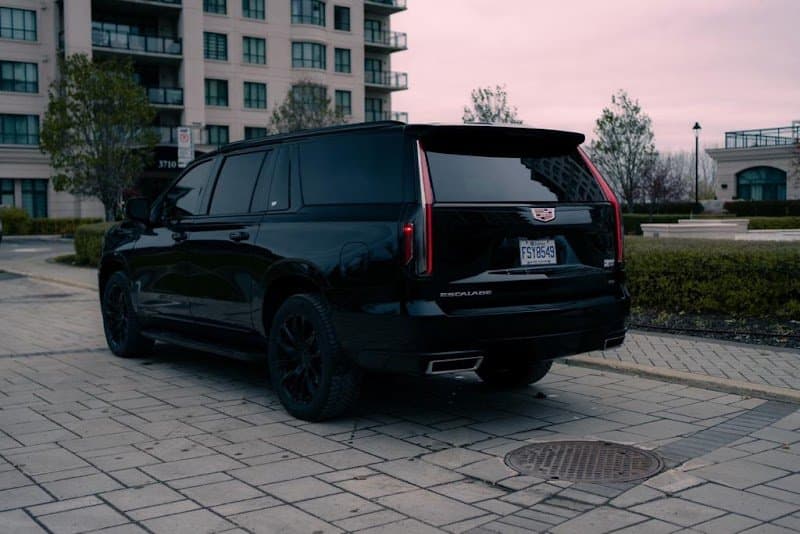 Chauffeur privé à Montréal - Luxuride Québec photo 4