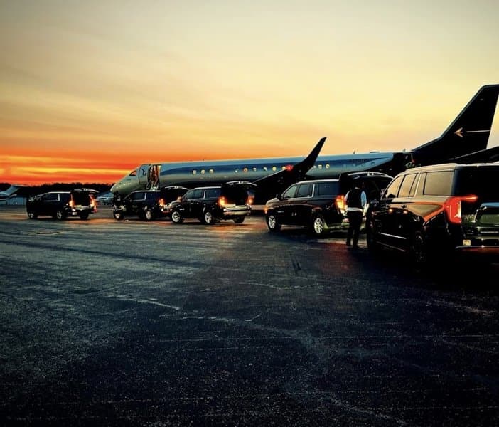 D2M Luxury Transportation photo 2