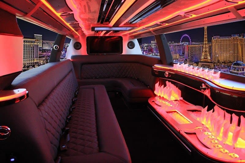 Earth Limos photo 3