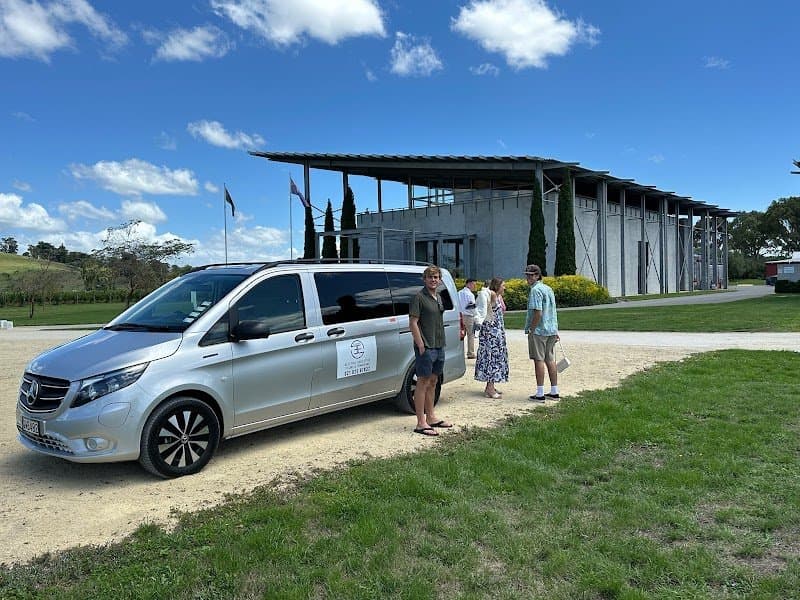 Electric Executive Taxis & Transfers photo 3