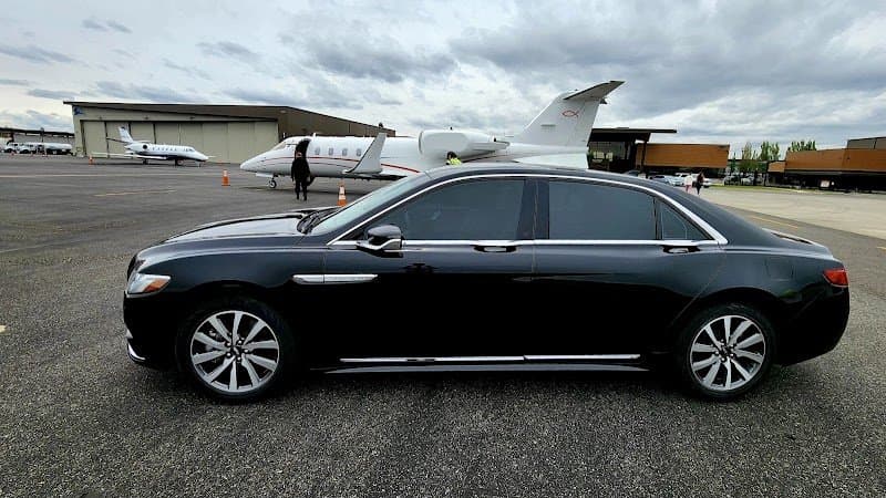 Elite Town Car LLC photo 3