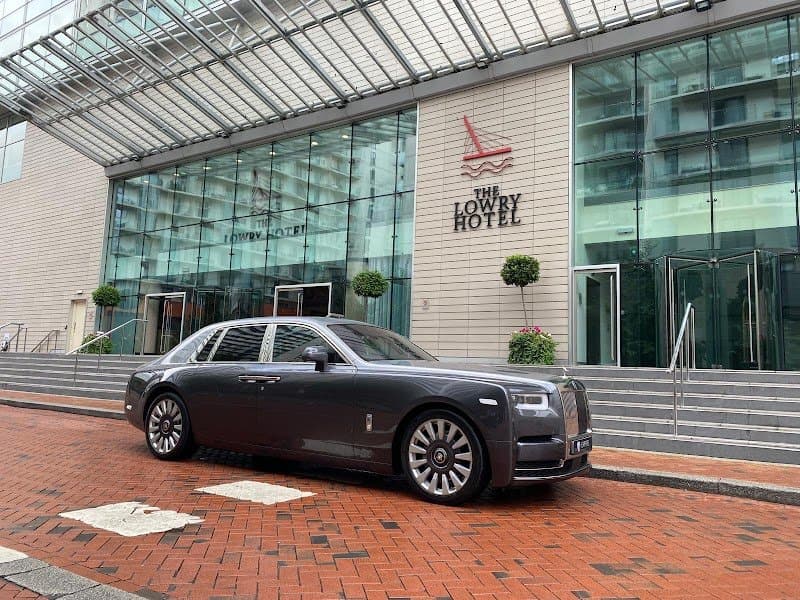 Empire Luxury photo 3