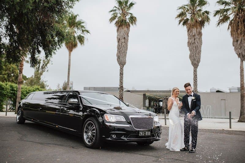 Enrik Limousines photo 2