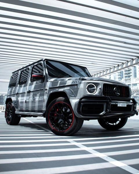 Fly on Wheels Luxury Limousine Abu Dhabi photo 5