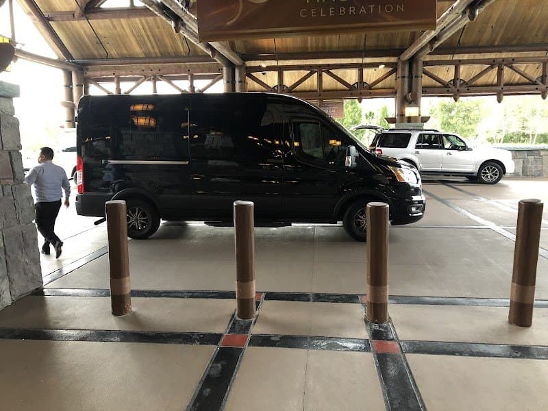 FSE Luxury Transportation photo 4