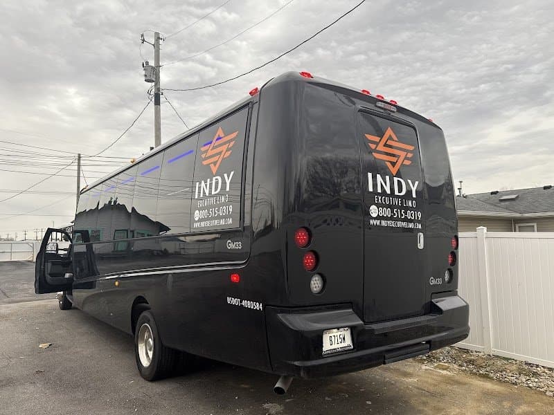 INDY EXECUTIVE LIMO photo 6
