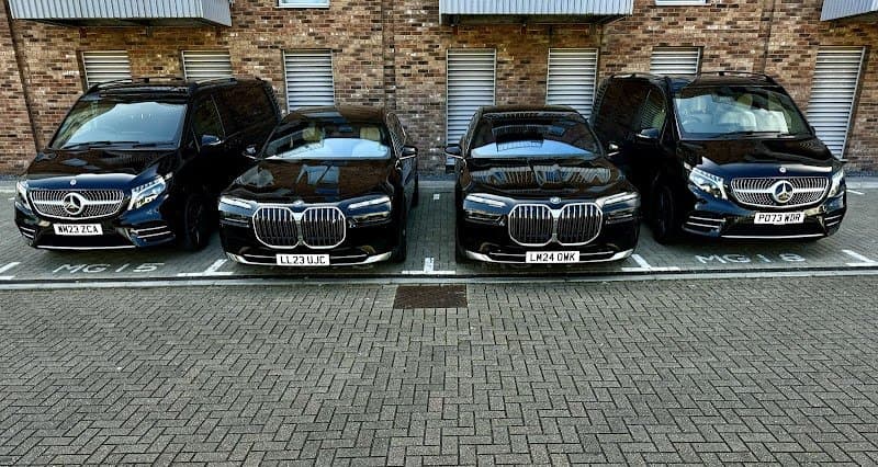 Lavrics Chauffeurs LTD