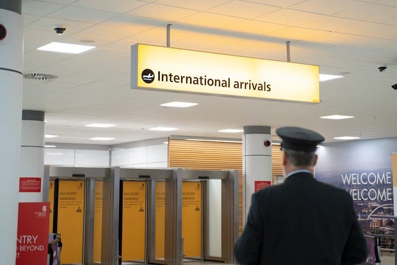 Little's Chauffeur Drive Glasgow photo 5