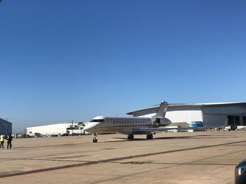 Luxe Chauffeurs Melbourne photo 5