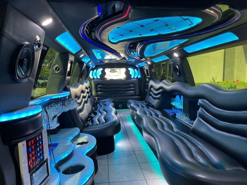 ZHS Limousine Naperville