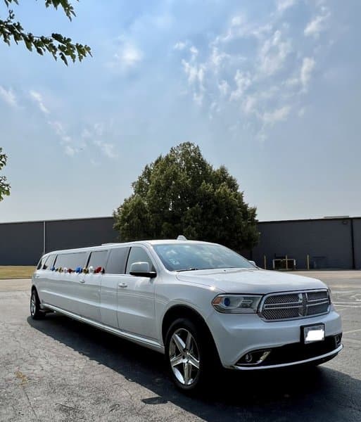 ZHS Limousine Naperville photo 2