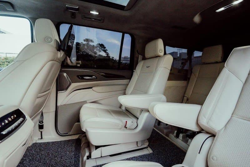 Akemacs Limousine & Chauffeur Service Abu Dhabi photo 6