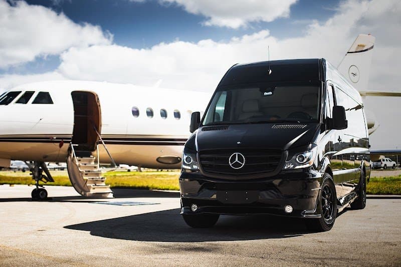 Black Car Service in Chicago by O'Hare Limousine photo 2