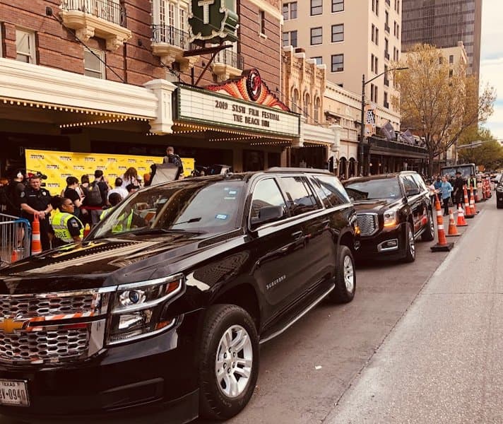 Black Urban Limousine - A Worldwide Luxury Ground Transportation Service photo 4