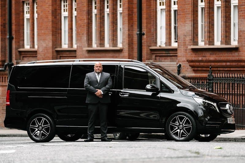 Chauffeur Services - London Luxury Travel LTD photo 3