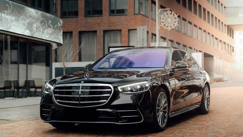 Elite Rides Oxford (Executive service and Airport Transfers)