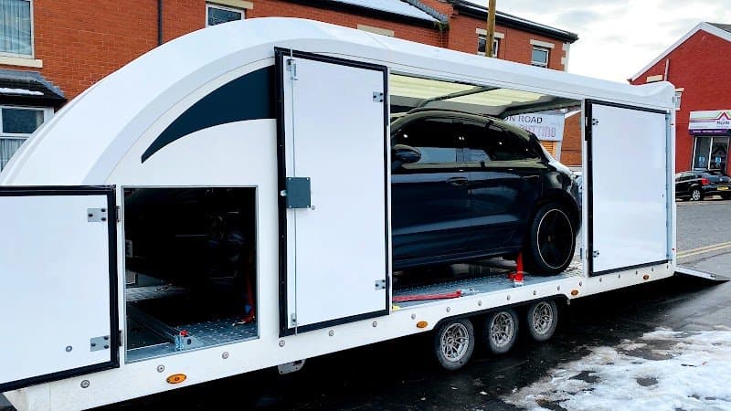 Enclosed Luxury Car Transport Manchester photo 2