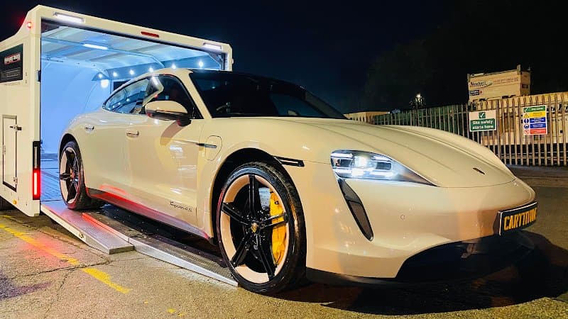 Enclosed Luxury Car Transport Manchester photo 5