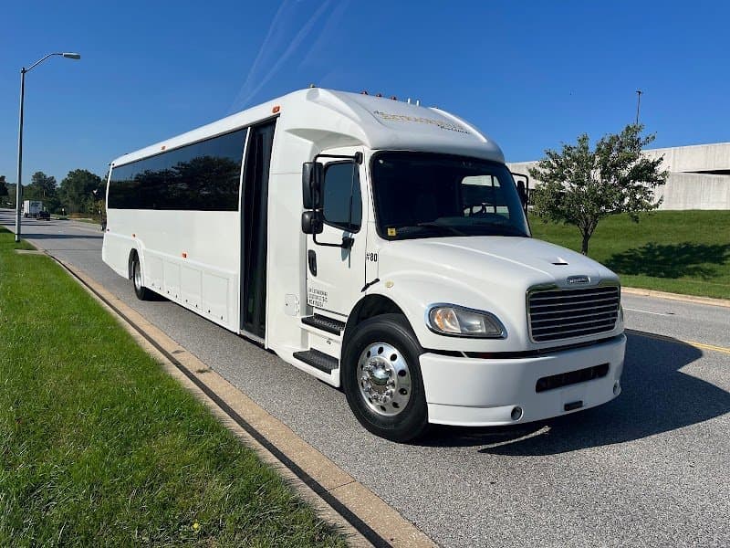 Extraordinar Luxury Transportation photo 3