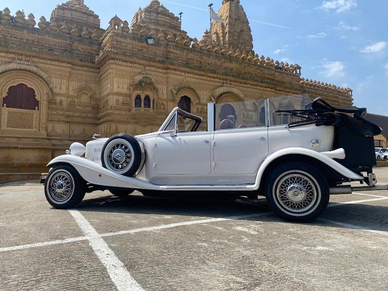 Grand Luxury Chauffeurs - Wedding Car Hire Specialist photo 2