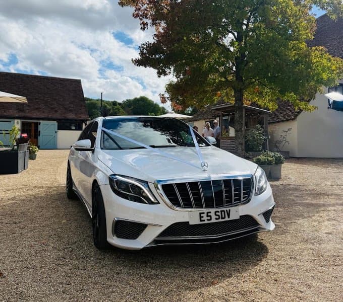 Grand Luxury Chauffeurs - Wedding Car Hire Specialist photo 6