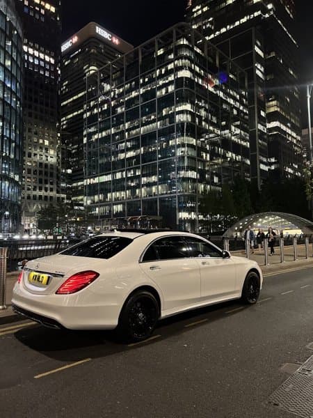 Hyde Platinum Travels - Wedding Car Hire, Manchester, Oldham, Bradford, Leeds, Liverpool, Cheshire & Nationwide photo 2