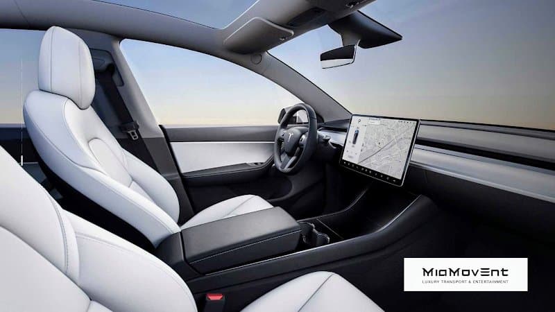 MIAMOVENT Luxury Transport & Entertainment ®️