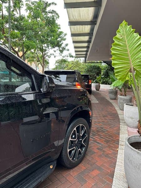 MIAMOVENT Luxury Transport & Entertainment ®️ photo 4