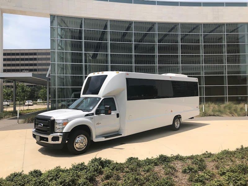 New Star Transportation - Houston Limousine Service photo 2