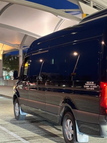 Rides On Time Airport Transportation Car Service San Diego photo 5