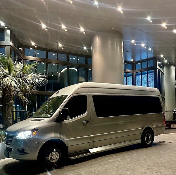 Sky Lux Transportation