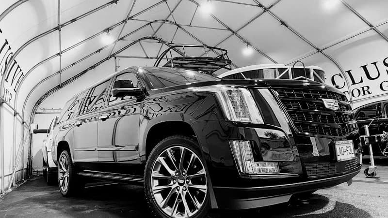 Vanlimo Limousines Private Tours & Transfers