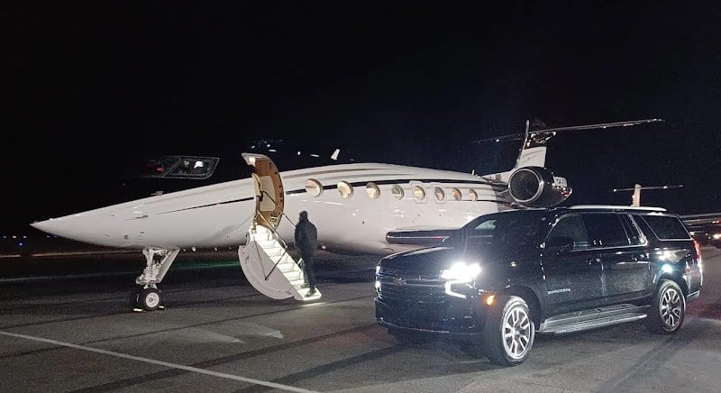 A2Z Luxury Limo Private Transportation photo 5