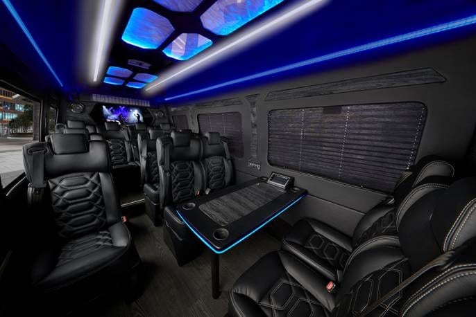 Beau Monde Limousine photo 2