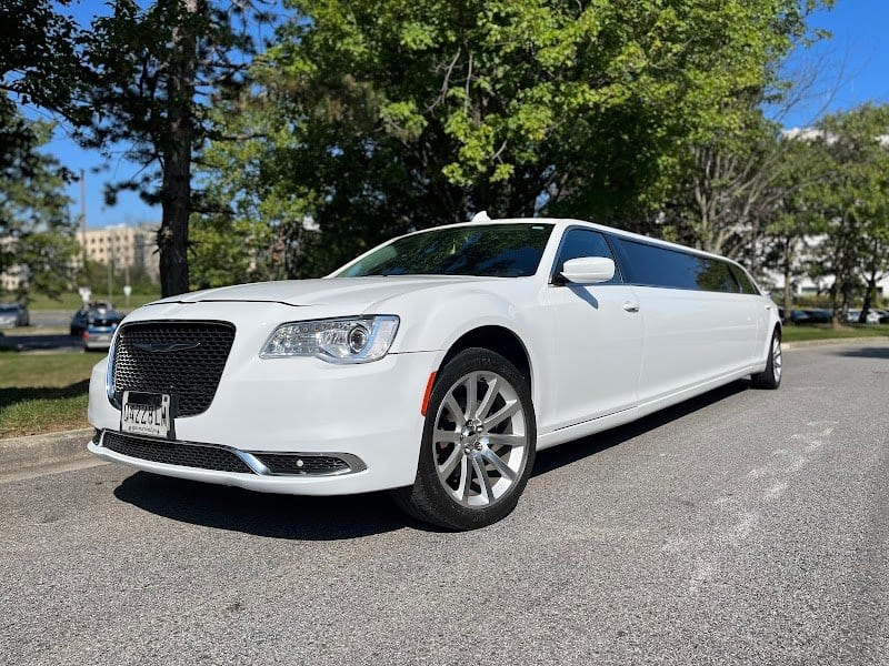 Extraordinar Luxury Transportation photo 2