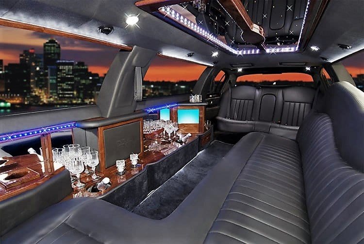 Extraordinar Luxury Transportation photo 4