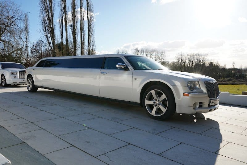 Grand Luxury Chauffeurs - Wedding Car Hire Specialist photo 4