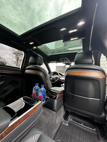 Legacy Executive Limousine photo 2