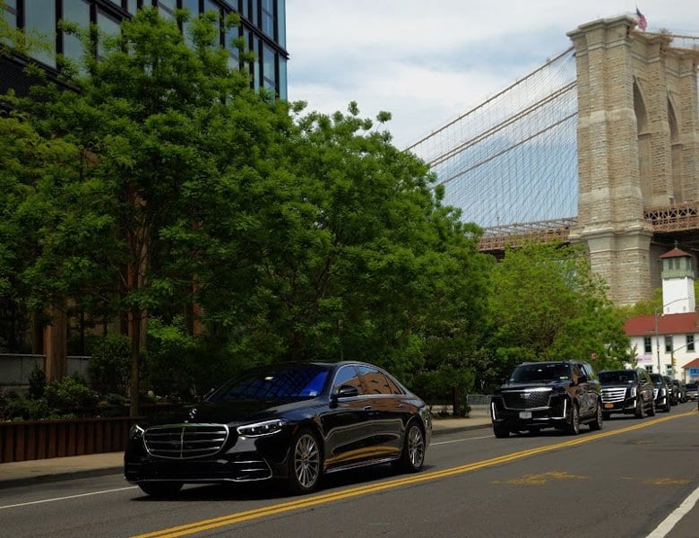 Legends Limousine Worldwide | Best NYC Car Service & Airport Limo Service | Baby Car Seats Available