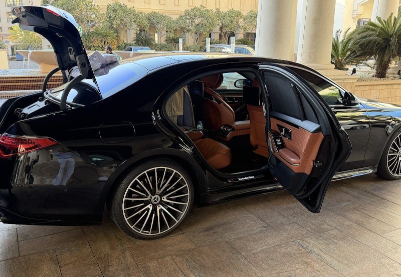 Pilot & Car | Chauffeur Service Dubai photo 5