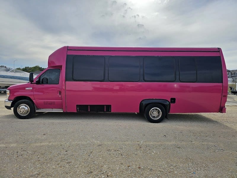 Red Star Luxury Transportation photo 4